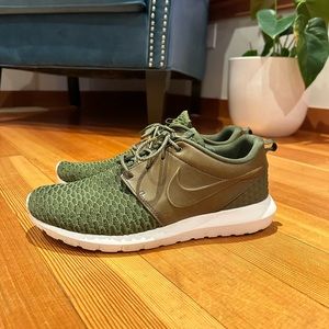 Nike Men’s sneakers 10.5